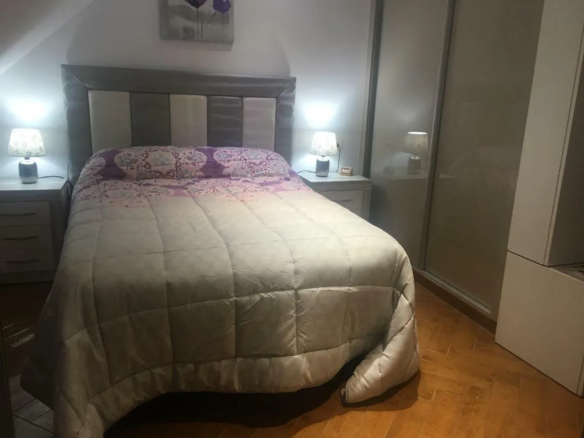 Apartment With Private Patio Fuengirola