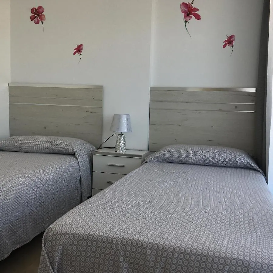 Apartment With Private Patio Fuengirola 0*,